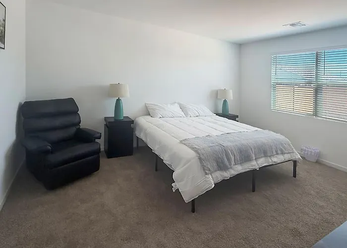 Holiday home Modern 3br Retreat Pool Access I-10 Casa Grande